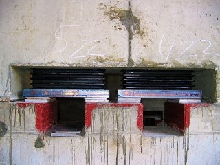 3 3